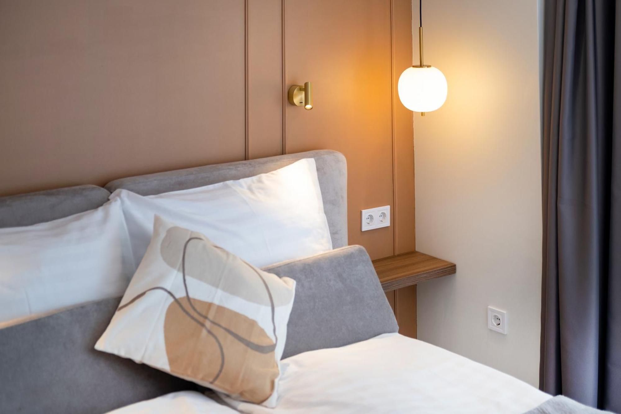 Myflat Wave Luxury 44 Suite Siofok Luaran gambar